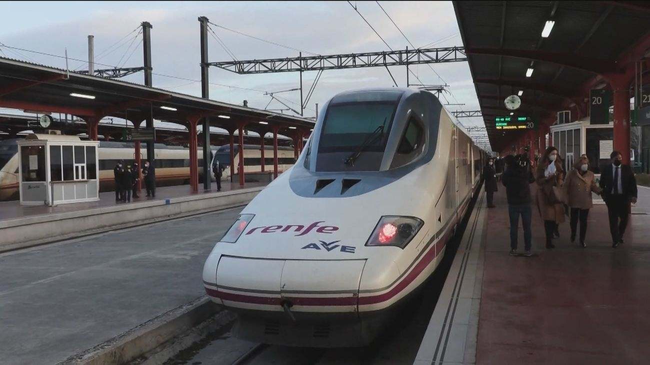 Adif ha anunciado la suspensión del tráfico ferroviario en la línea de alta velocidad Madrid-Valencia