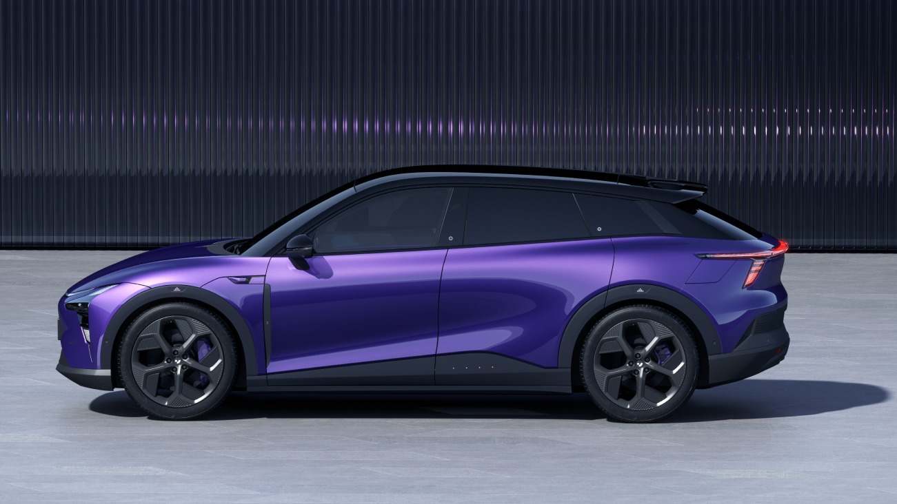 coche chino Ji Yue 01 robótico