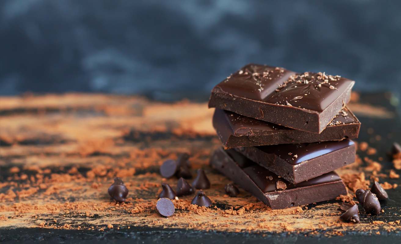 El chocolate es uno de los productos más consumidos, pero más demonizados. En este artículo te contamos los beneficios que tiene para tu salud.