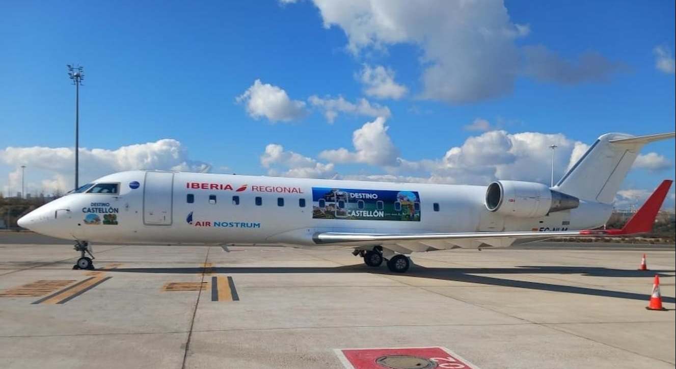 EuropaPress_4987049_aeropuerto_castellon_air_nostrum_refuerzan_promocion_ruta_madrid_vinilado