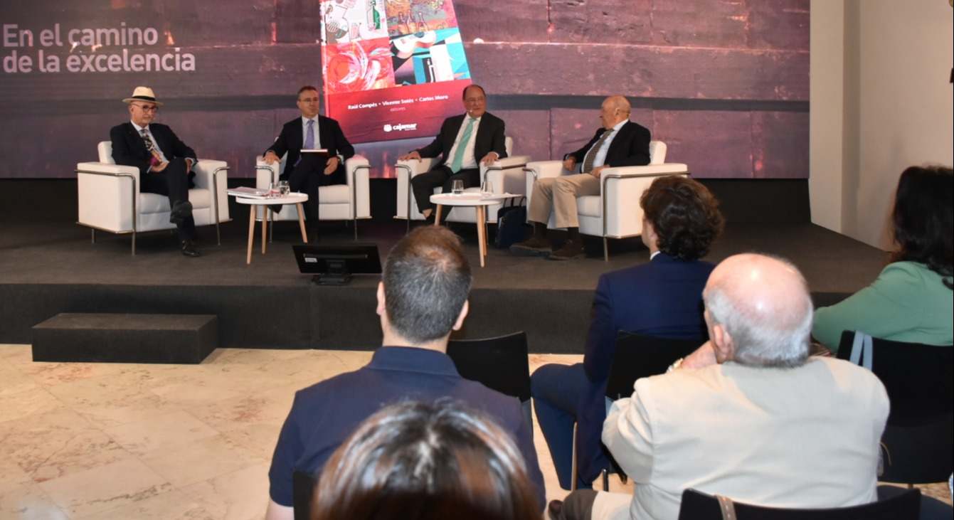 Presentación libro sobre vino de Cajamar