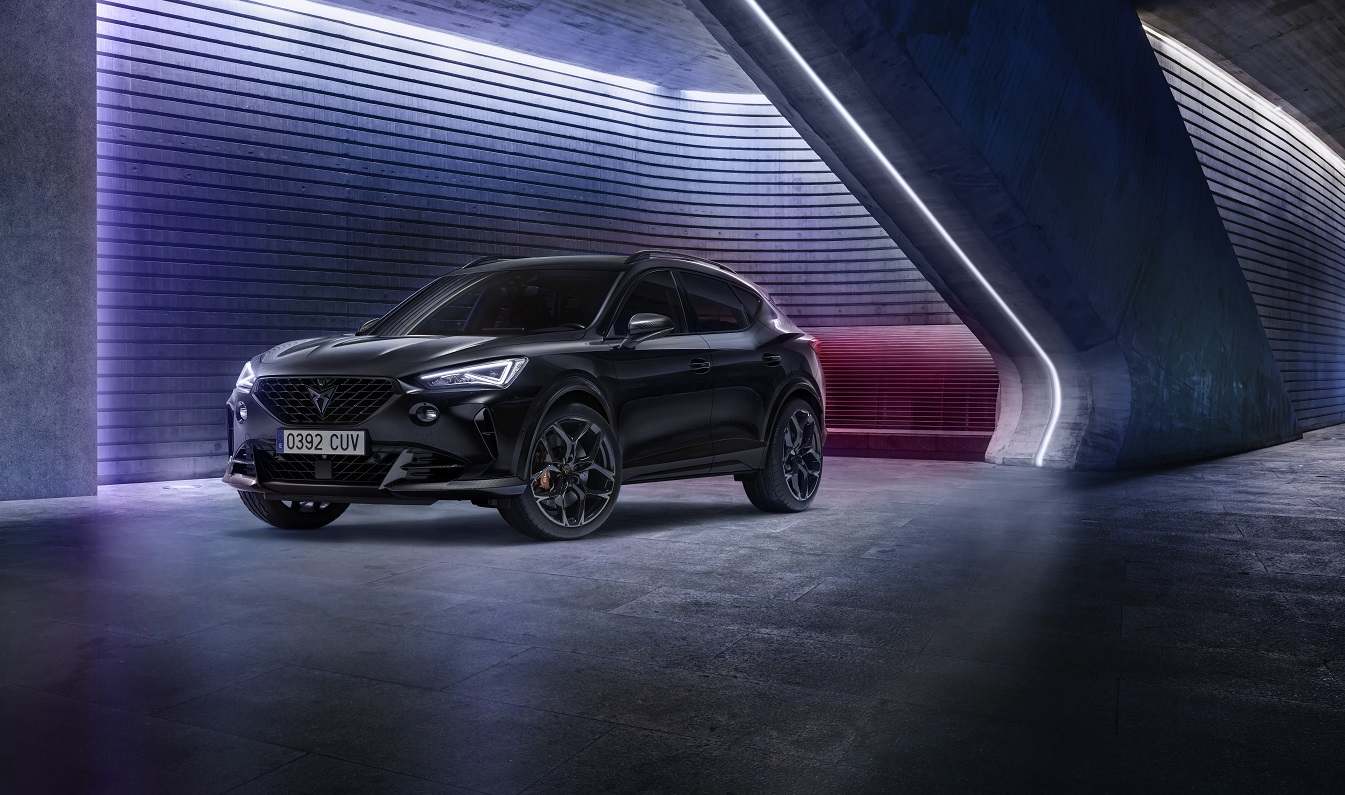 CUPRAs-darker-edge-takes-emotions-to-another-level-with-the-Formentor-VZ5-BAT-limited-edition_01_HQ.jpg