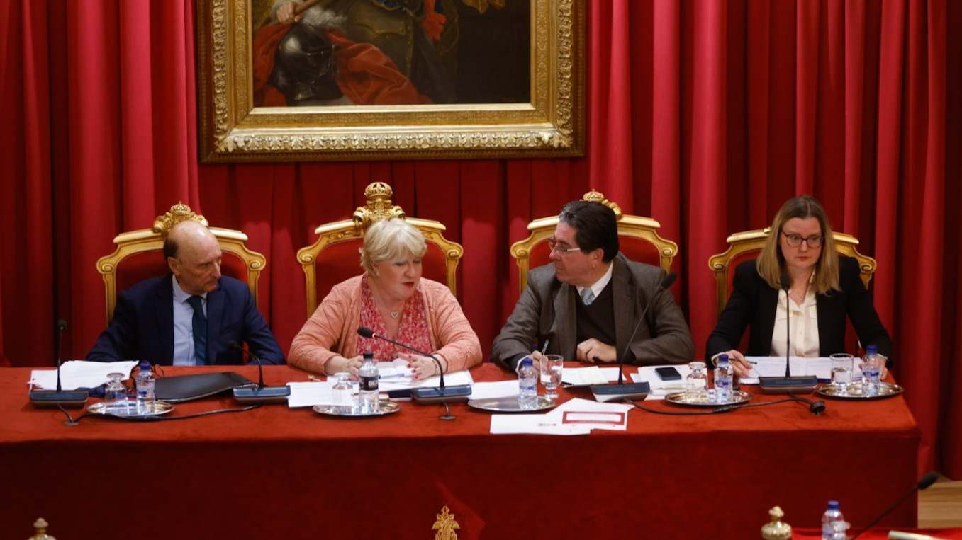 De i. a d.: A. Fdez de Buján, A. Fdez-Tresguerres, C. Fdez Liesa y M. Nioche.