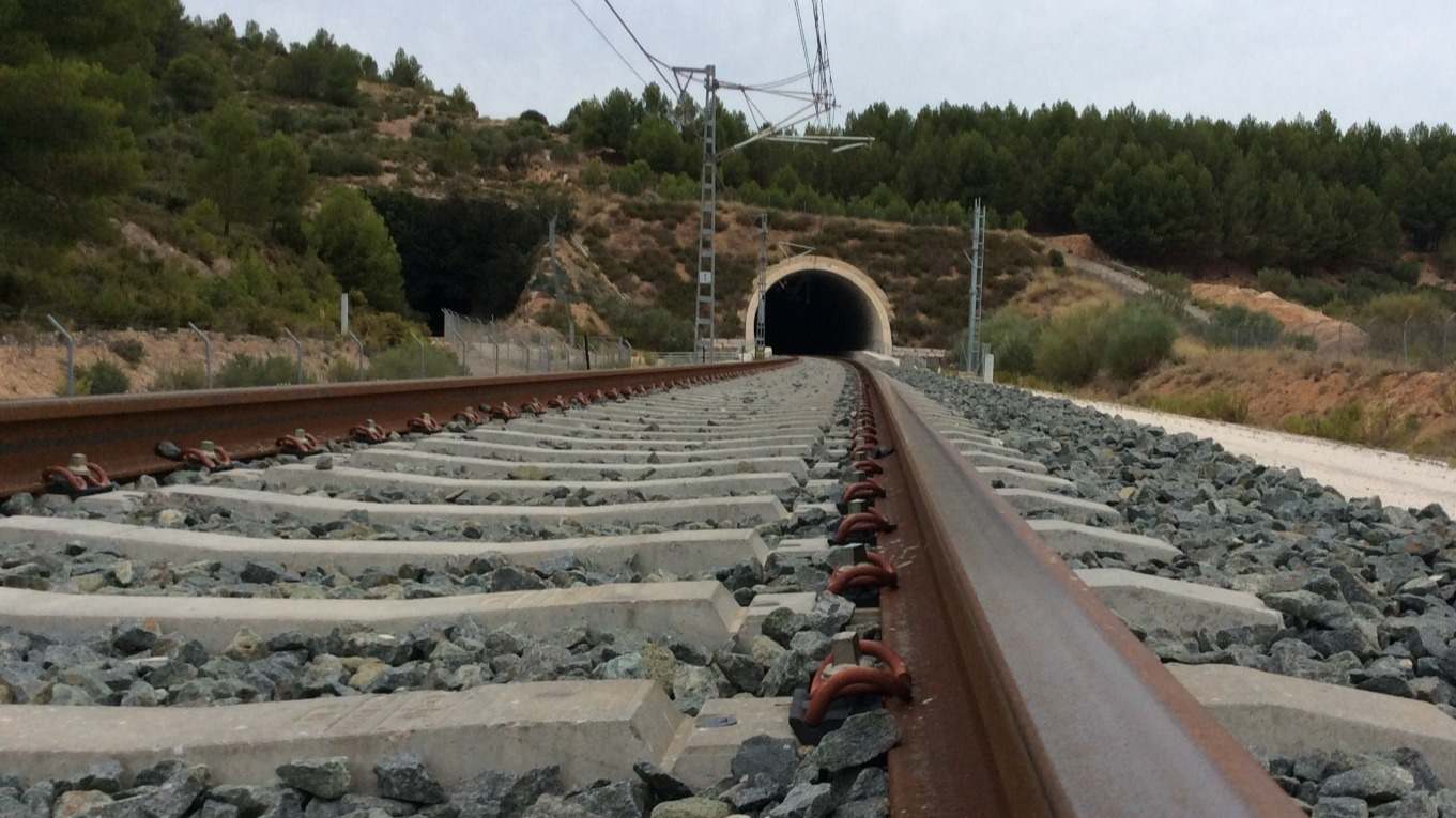 Un tramo de vías de tren.