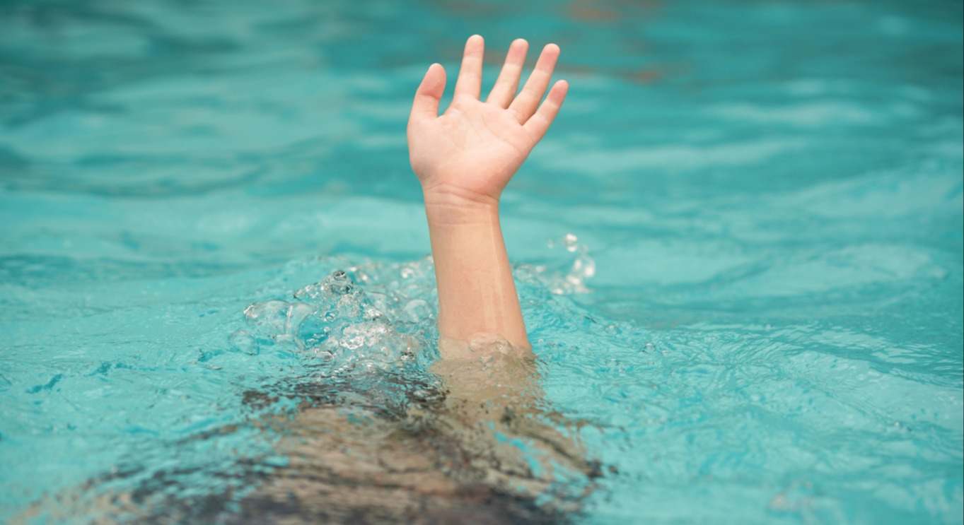 Los cortes de digestión no son muy comunes pero pueden surgir en el momento más inesperado y son realmente peligrosos. Ahora en verano son más frecuentes. Te explicamos por qué, como prevenirlo y cómo actuar.