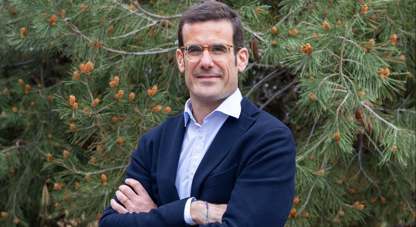 Pablo_Lara.JPG