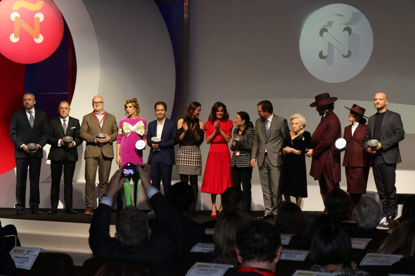 Foto-entrega-premio-Leonor-Perez-Pita.jpeg