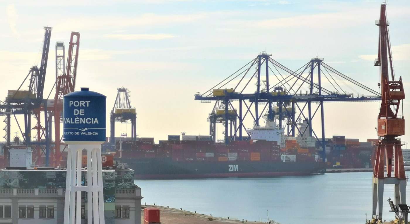 Vista del Puerto de Valencia.