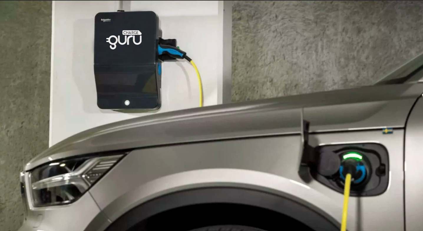 Un cargador eléctrico de ChargeGuru. EUROPA PRESS