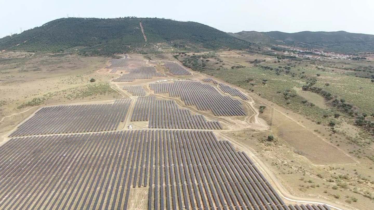 Planta solar fotovoltaica Pizarroso.