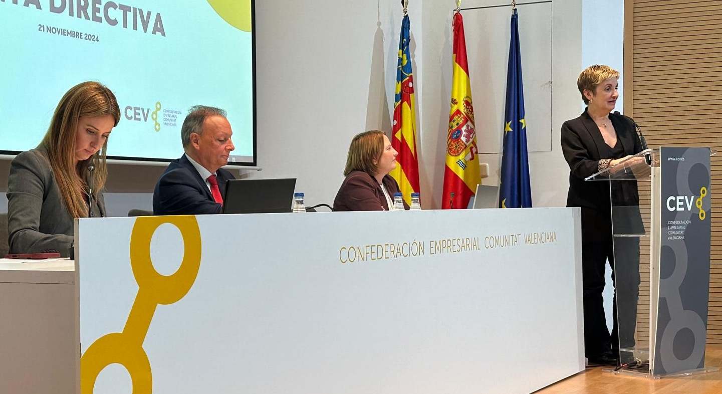 Un momento de la reunión de los órganos de gobierno de CEV.