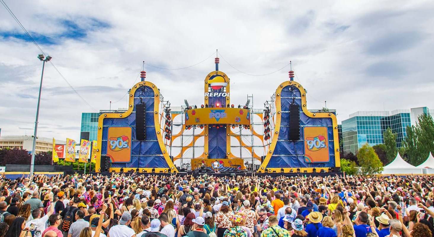 Festival Love the 90's. / Fluge Audiovisuales