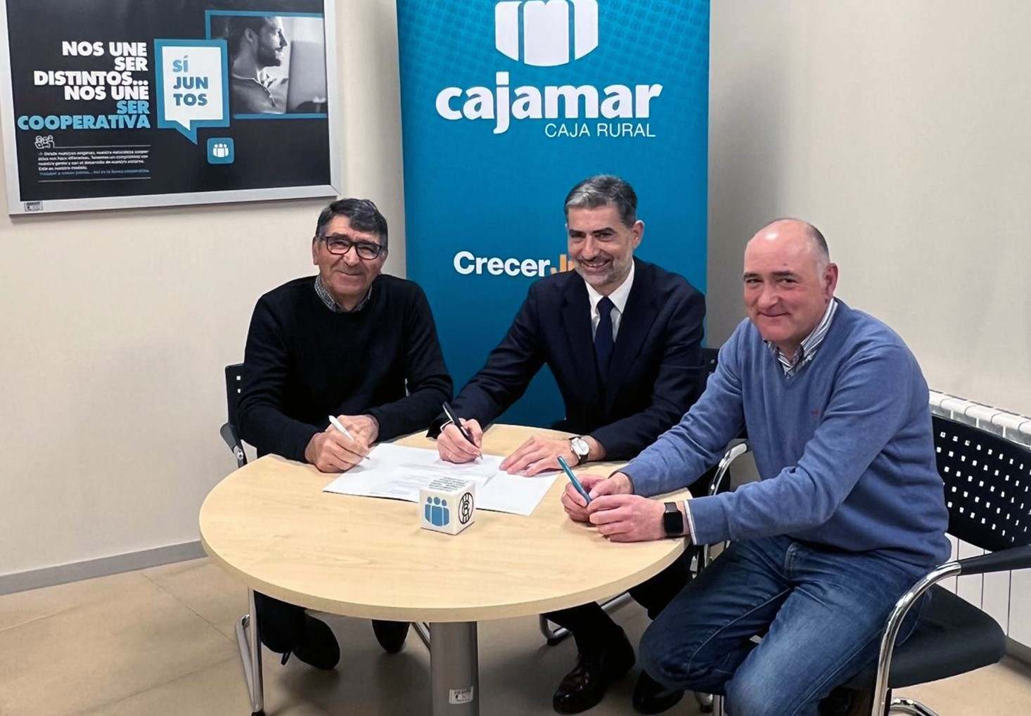 Firma de acuerdo de financiación regadíos