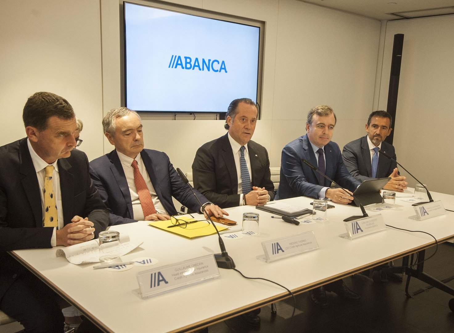 eE Abanca bancaseguros