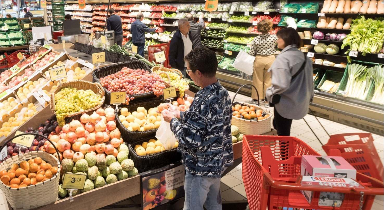 Ahorro y producto fresco, ejes de la oferta comercial de Eroski