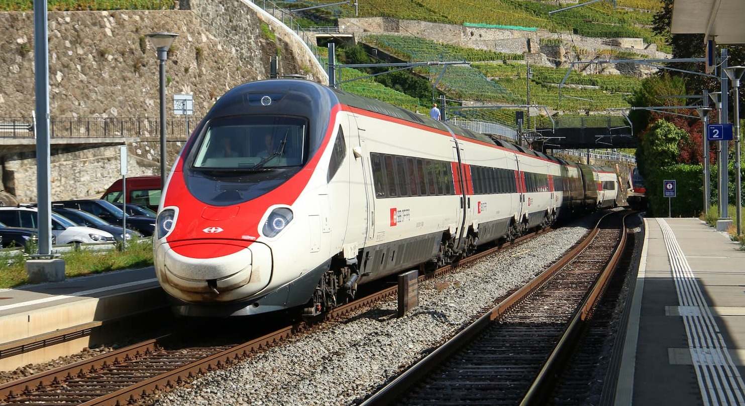 Tren de la SBB en Suiza. / Autor: J.E.
