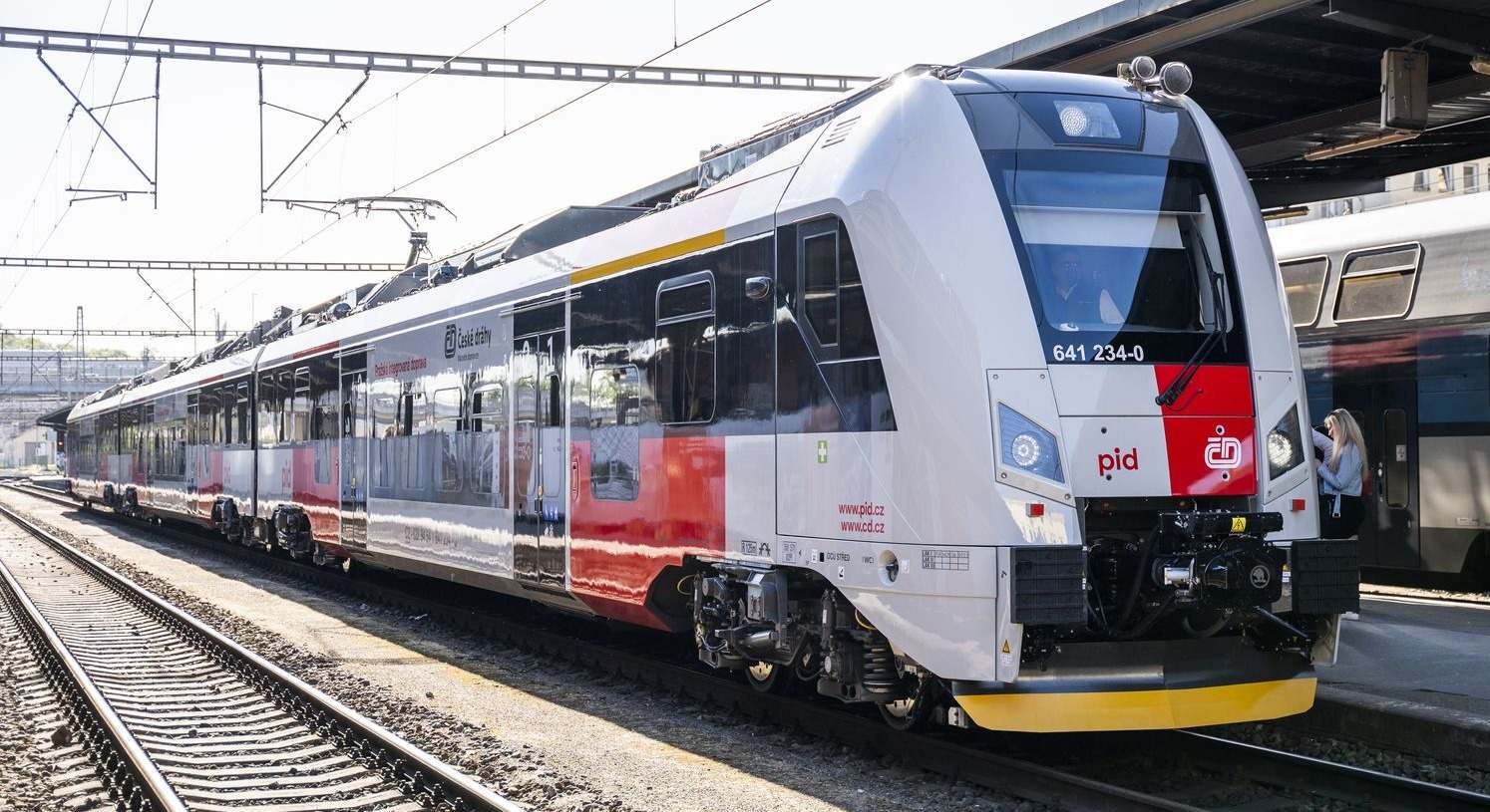Tren PID RegioPanter fabricado por Skoda para los ferrocarriles checos ?eské dráhy. / Skoda