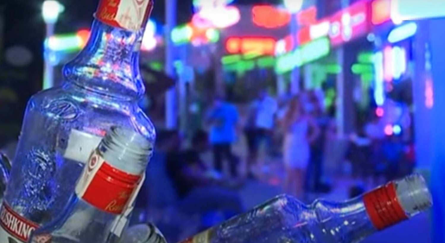 Botellas de alcohol en la fiesta de Calvià