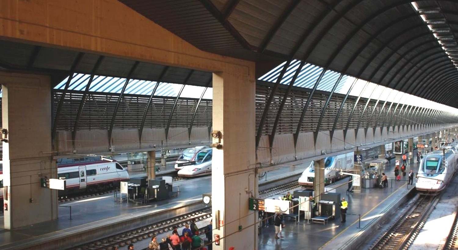Trenes en Santa Justa