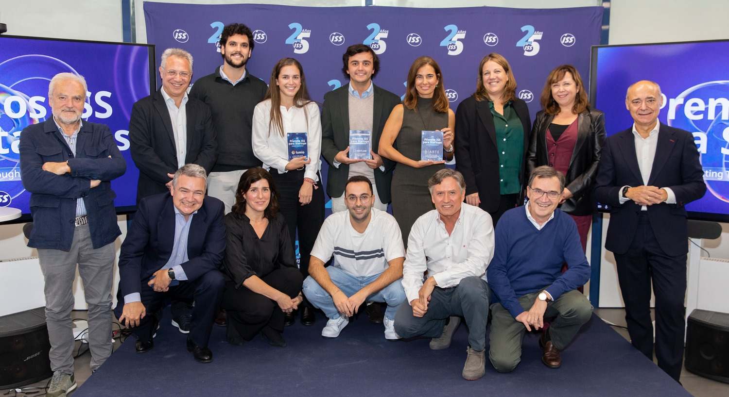 De izq a dcha: Joan Ramón Font-Quer (ISS), Alex Díaz (ISS), Gregorio Alarcón (Payflow), María de Santiago (Lumio), Pablo Babé (Payflow), Tamara Kreisler (Fundación (H)Arte), Paloma Castellano (Wayra), Susana Cadahía (Fundación (H)arte), José Antonio Rodrí