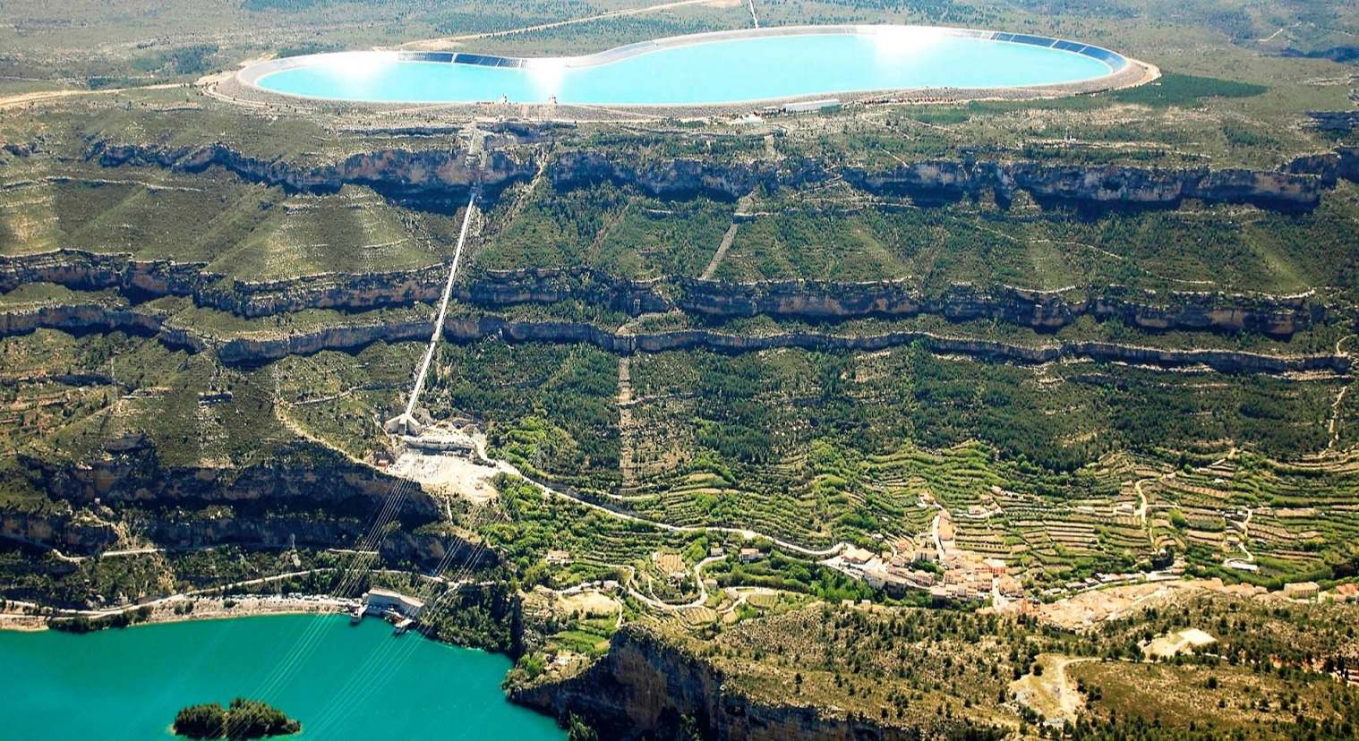 Instalaciones hidroeléctricas de Iberdrola de Cortes-La Muela.