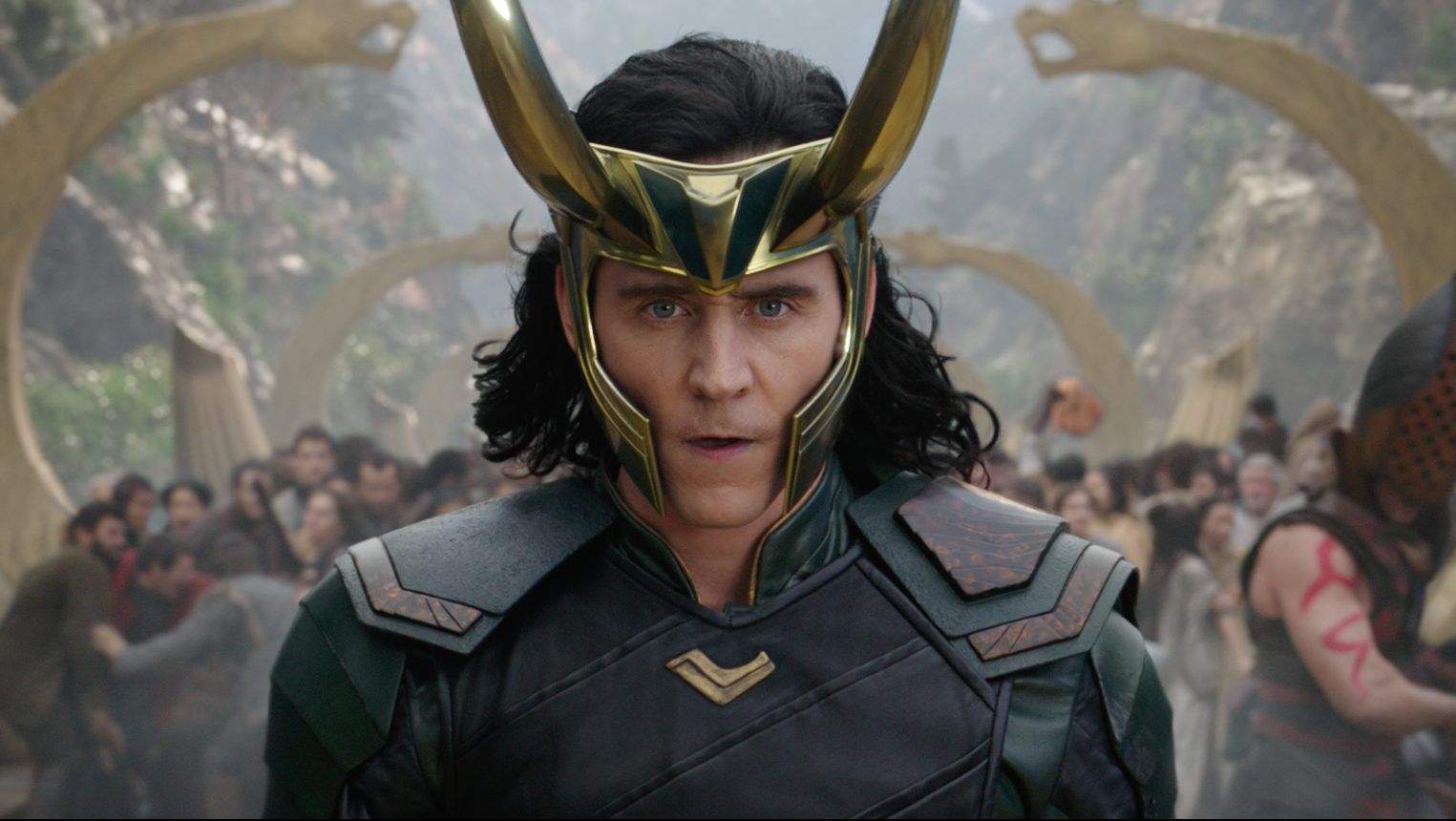 tom-hiddleston-loki.jpg