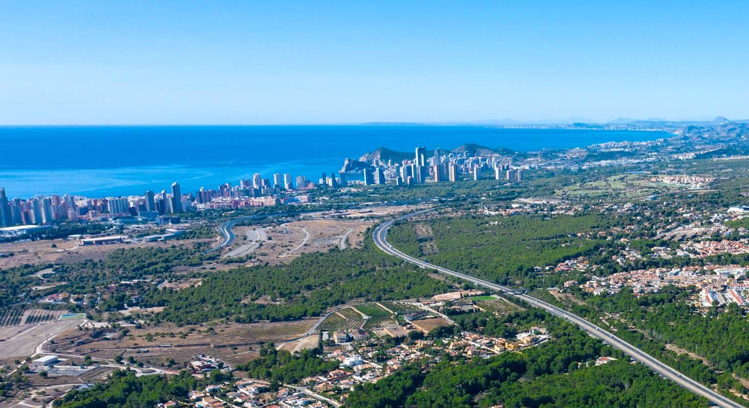 Imagen de la costa de la Marina Baja de Alicante.