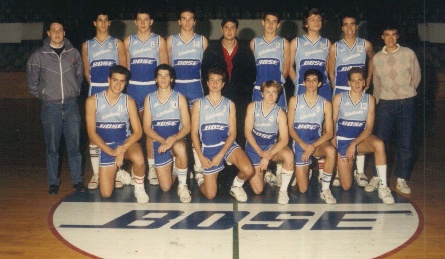 El club de baloncesto Esdudiantes, el nexo entre Pedro Sánchez y Reale tras el patrocinio de su mujer