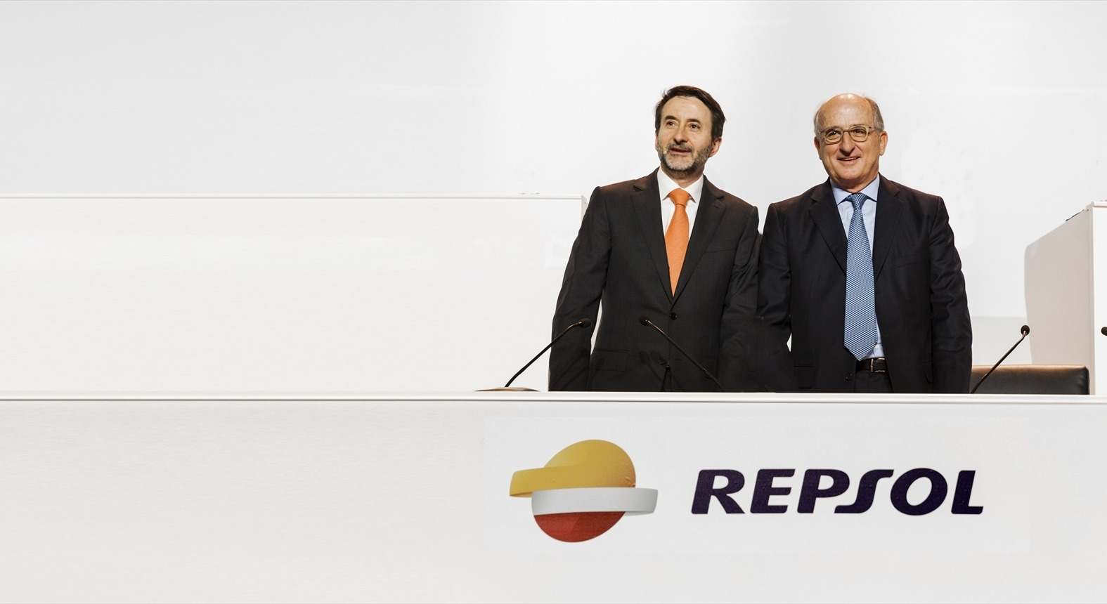 El consejero delegado de Repsol, Josu Jon Imaz; junto al presidente de Repsol, Antonio Brufau. EUROPA PRESS
