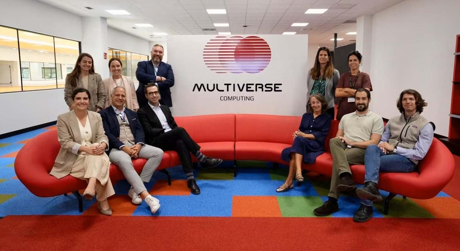 Multiverse Computing visita ministro Economía Carlos Cuerpo.