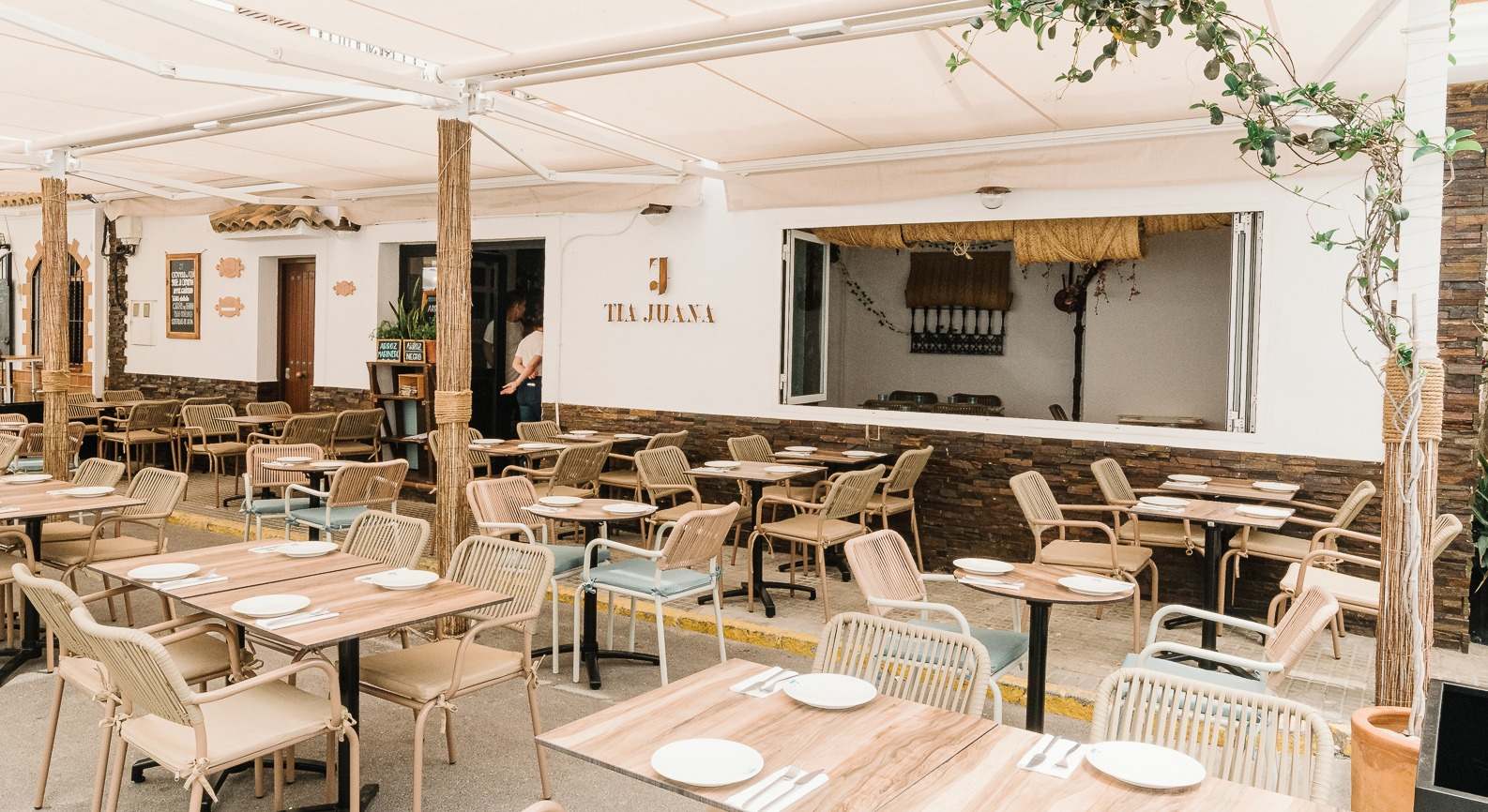 Taberna Tía Juana en Zahara de los Atunes