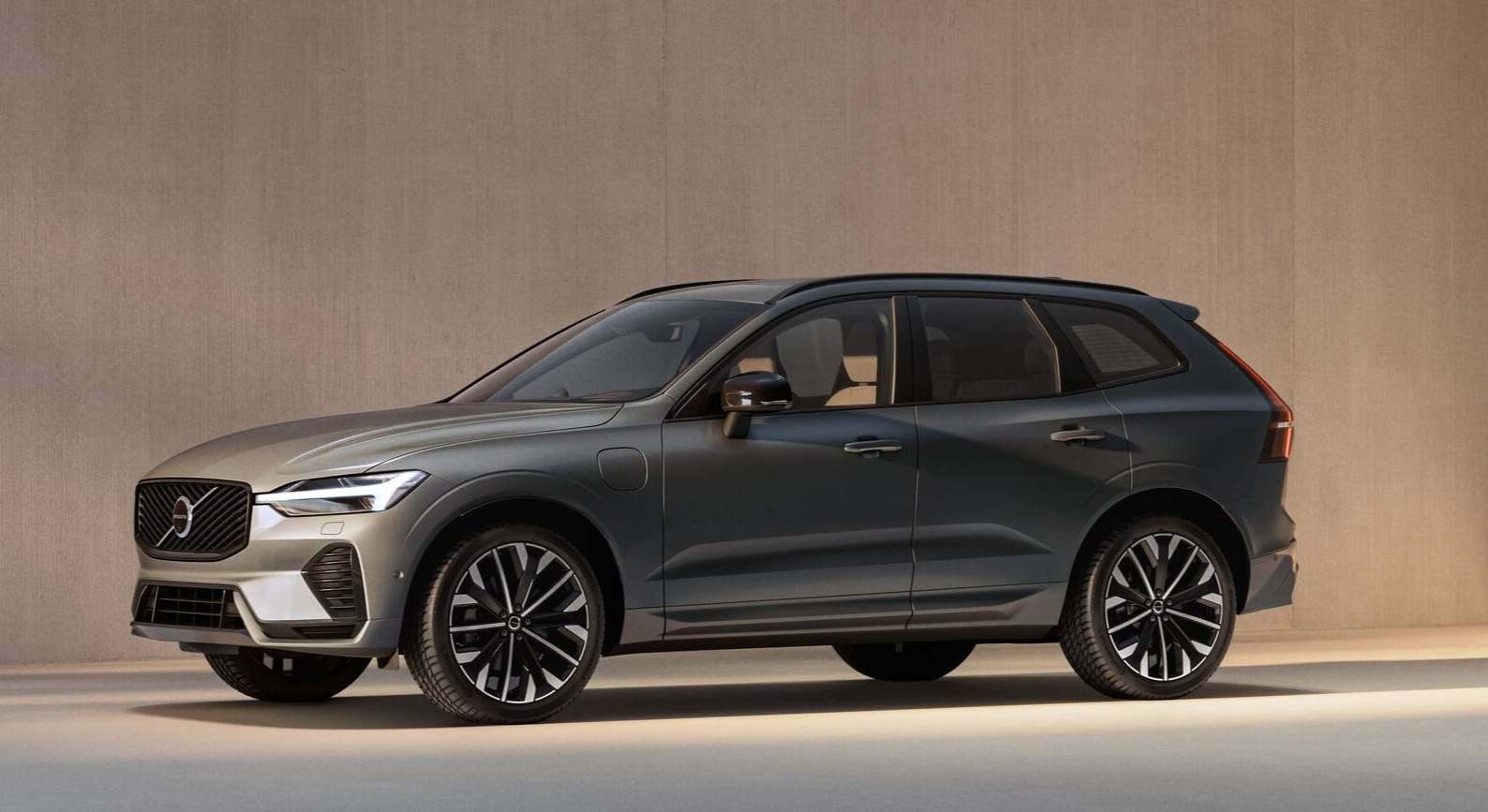 Volvo XC60 2025