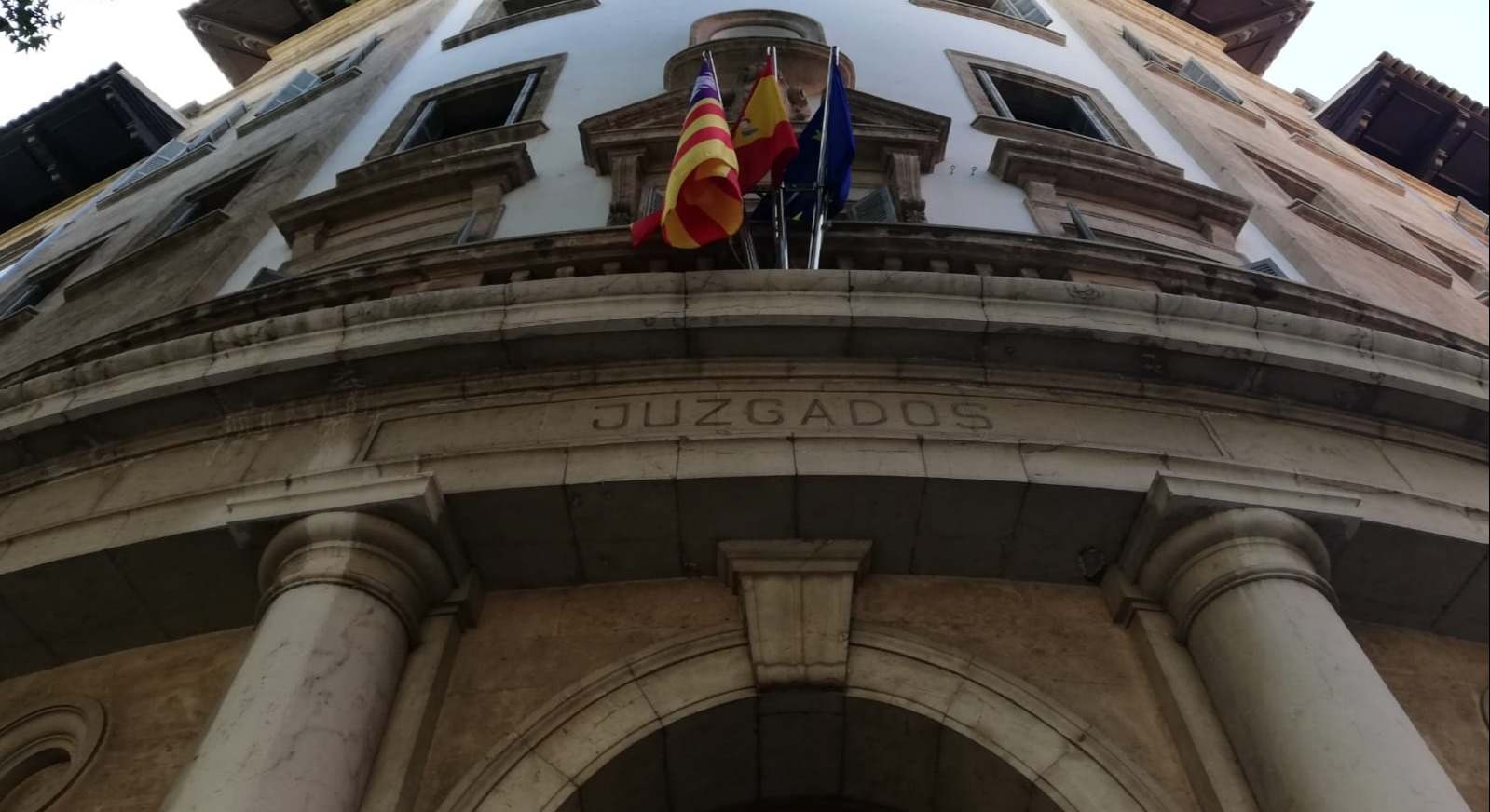 El edificio de los Juzgados de Palma, en Avenida Alemania.