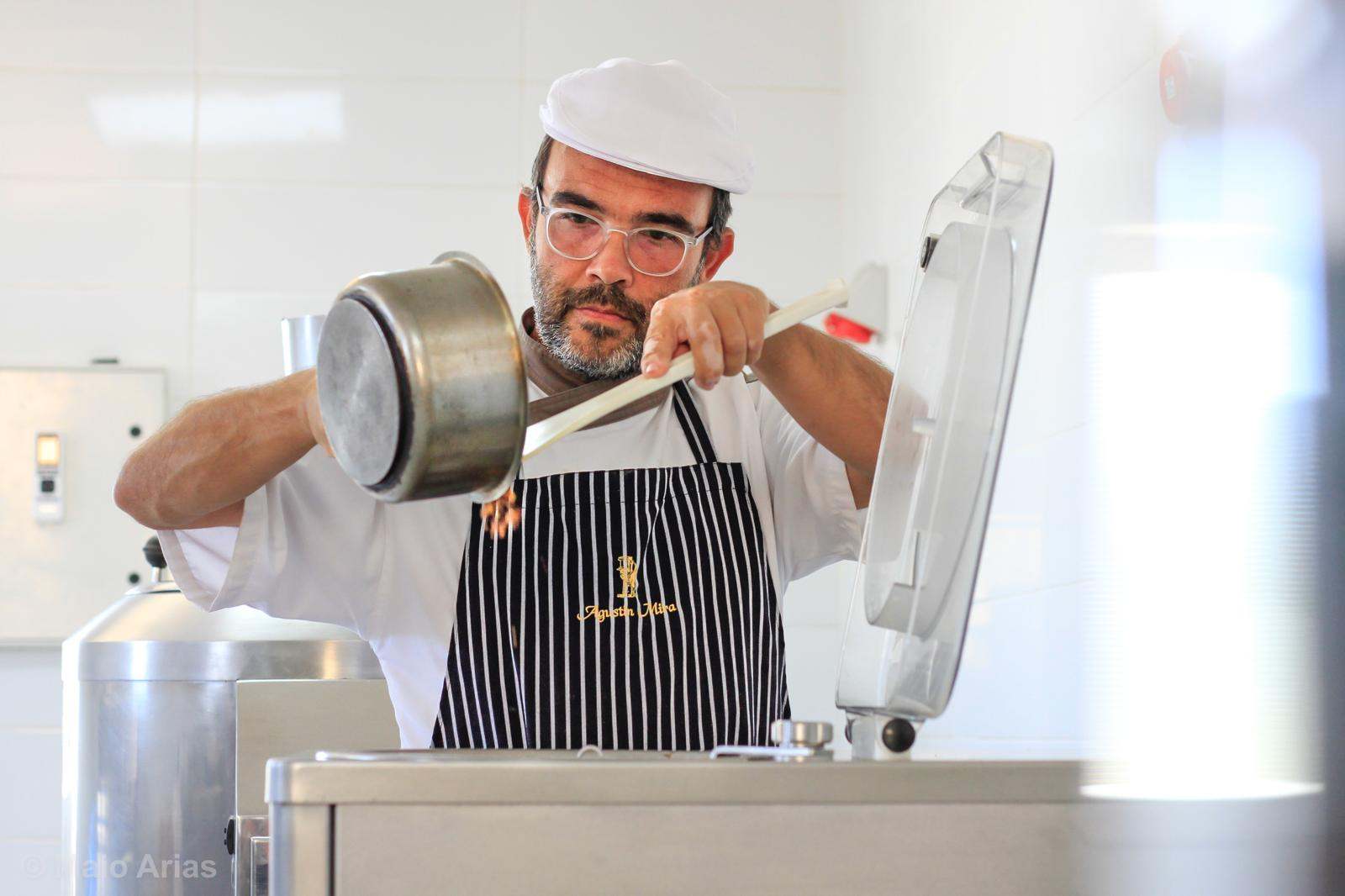 Agustín Mira, maestro heladero