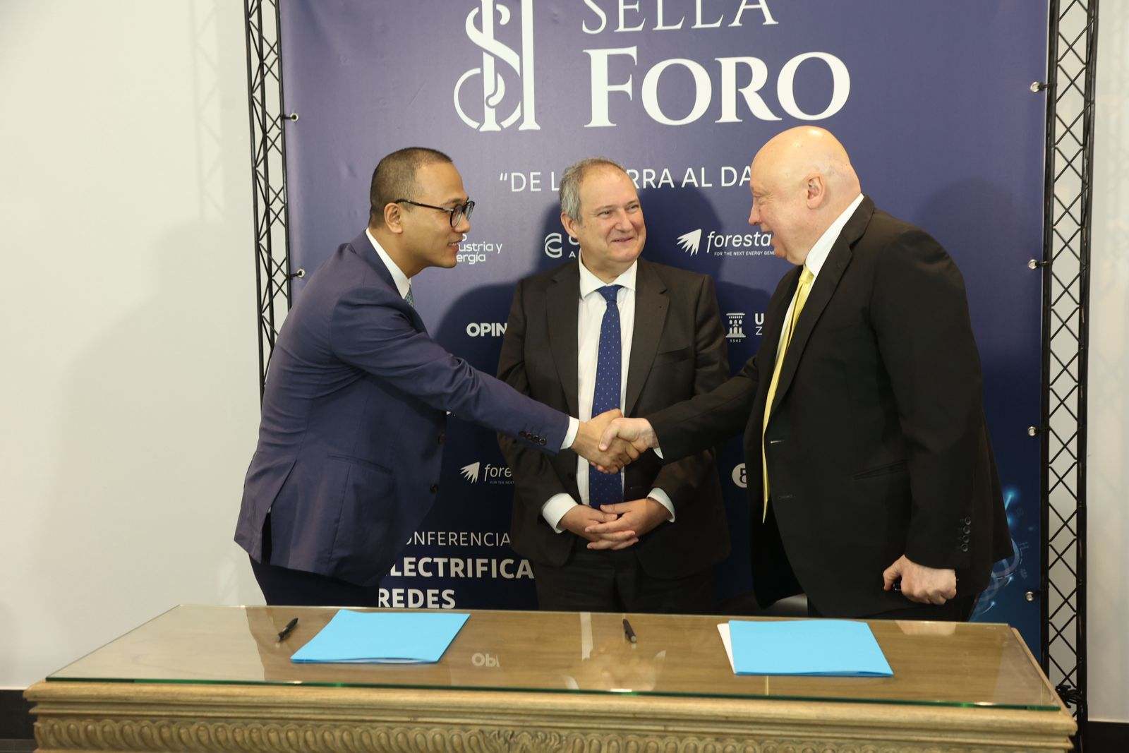 Jordi Hereu en un momento de la firma