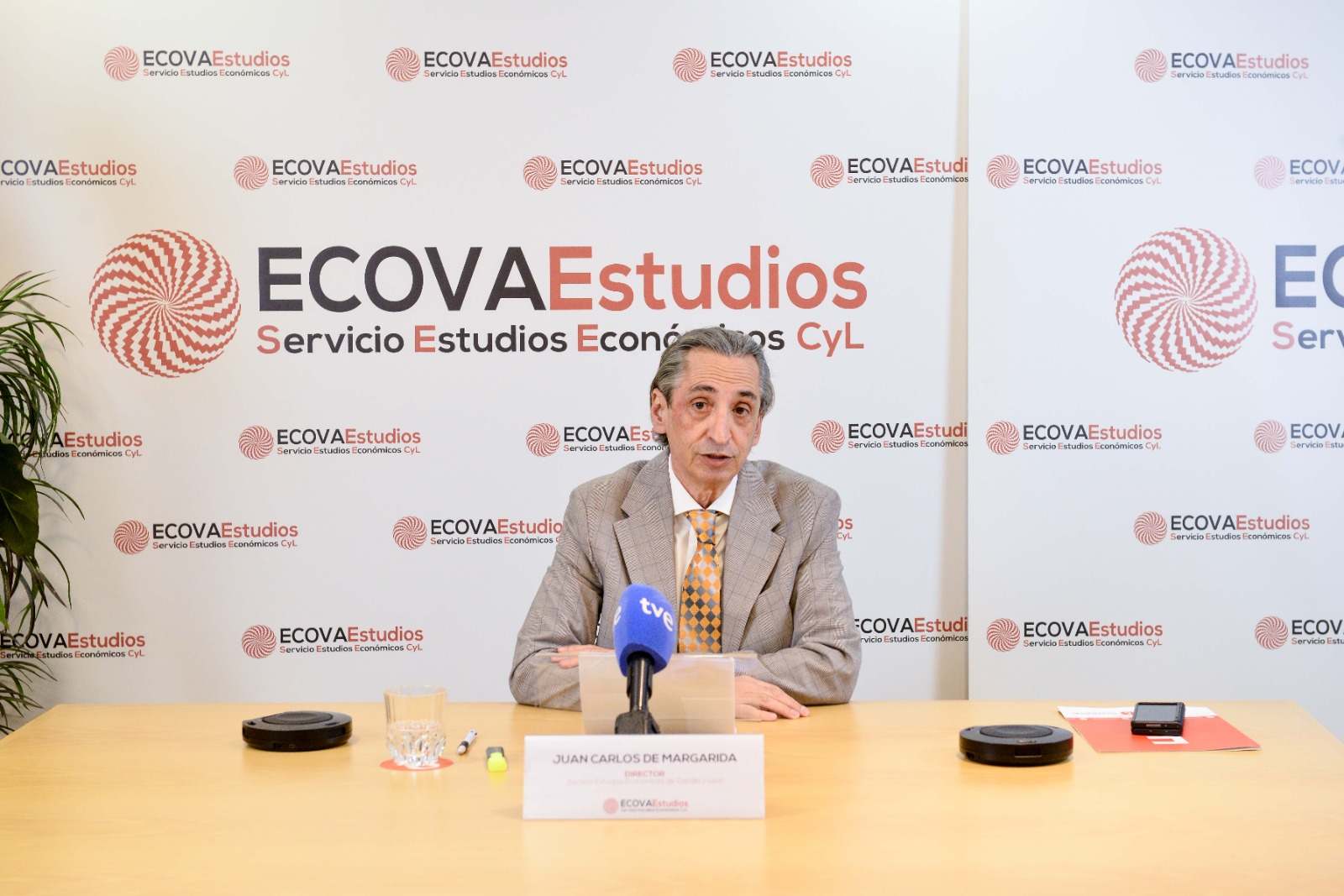 Juan Carlos de Margarida, decano-presidente de los Colegios de Economista de Valladolid, Palencia y Zamora