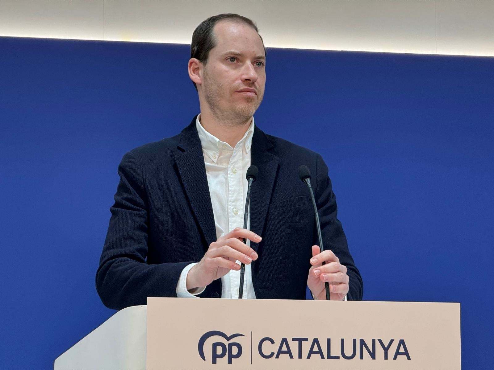 El portavoz del PP en el Parlament, Juan Fernández. EE