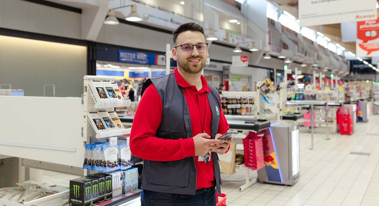 La compañía cuenta en España con un plan voluntario de acciones para empleados.