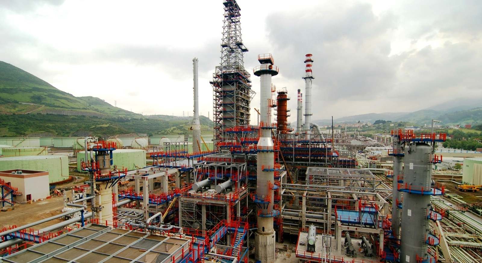 Planta de Petronor en Muskiz. / Meatzaldea Bizirik