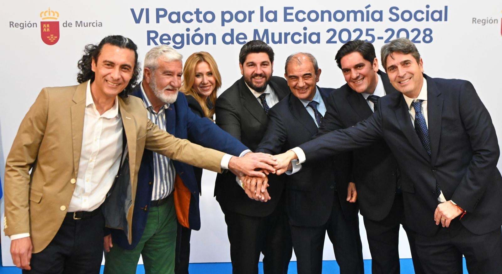 López Miras firma el Pacto por la Economía Social
