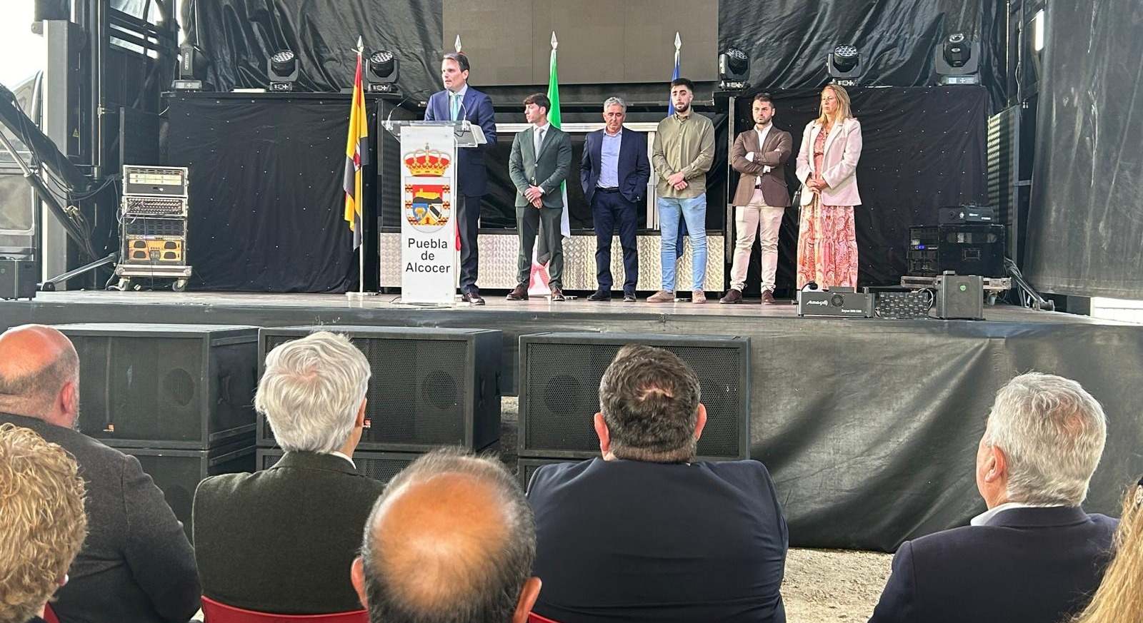 El consejero de Presidencia, Interior y Diálogo Social, Abel Bautista en la Feria Agroganadera de Puebla de Alcocer (Badajoz)