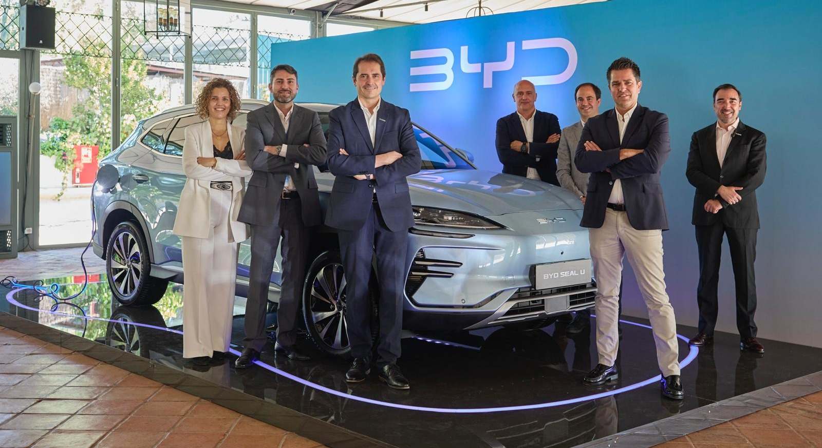 BYD con la financiera Auto Bank
