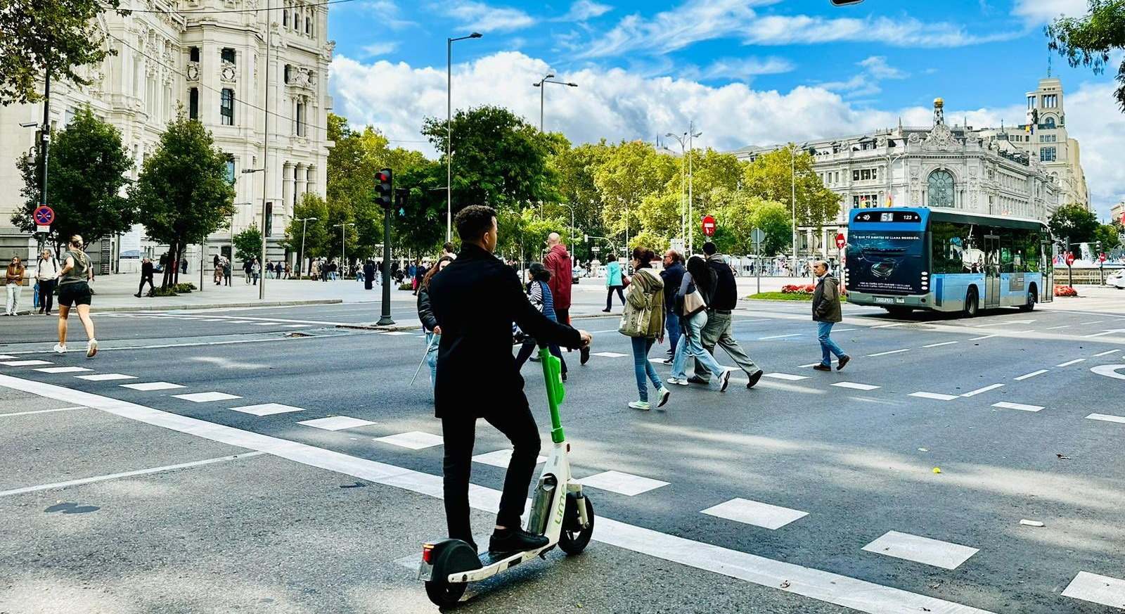 Patinete eléctrico de alquiler en Madrid