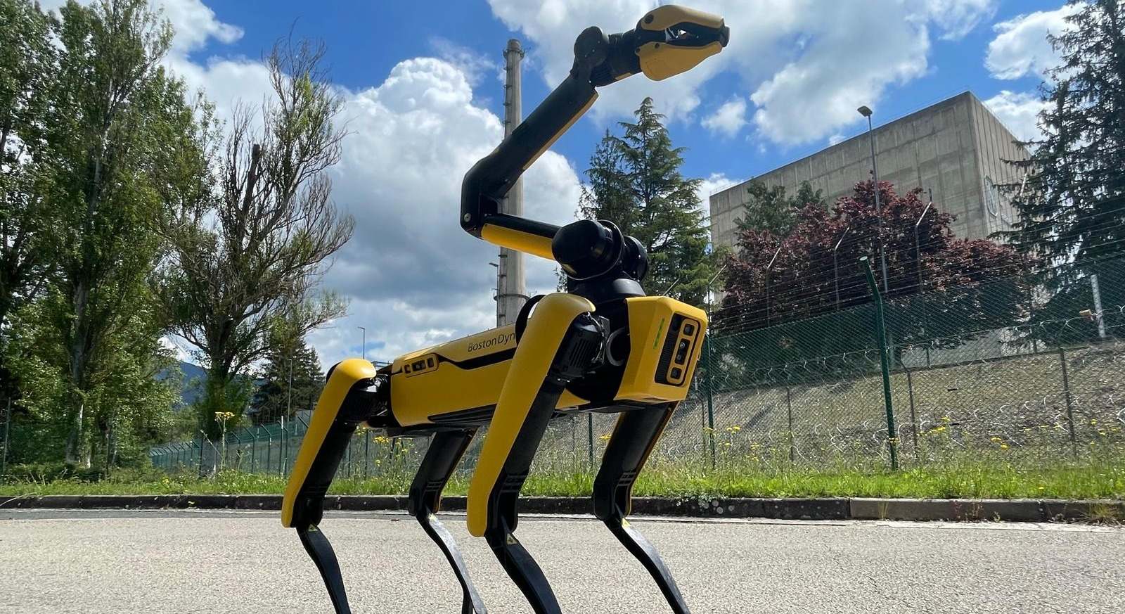 El robot contará con un brazo articulado.