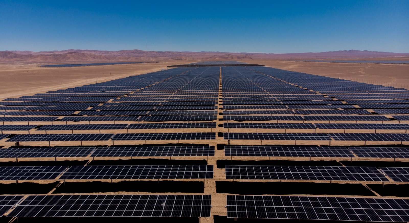 Un parque fotovoltaico asociado a la fase 1 de Oásis de Atacama. Grenergy