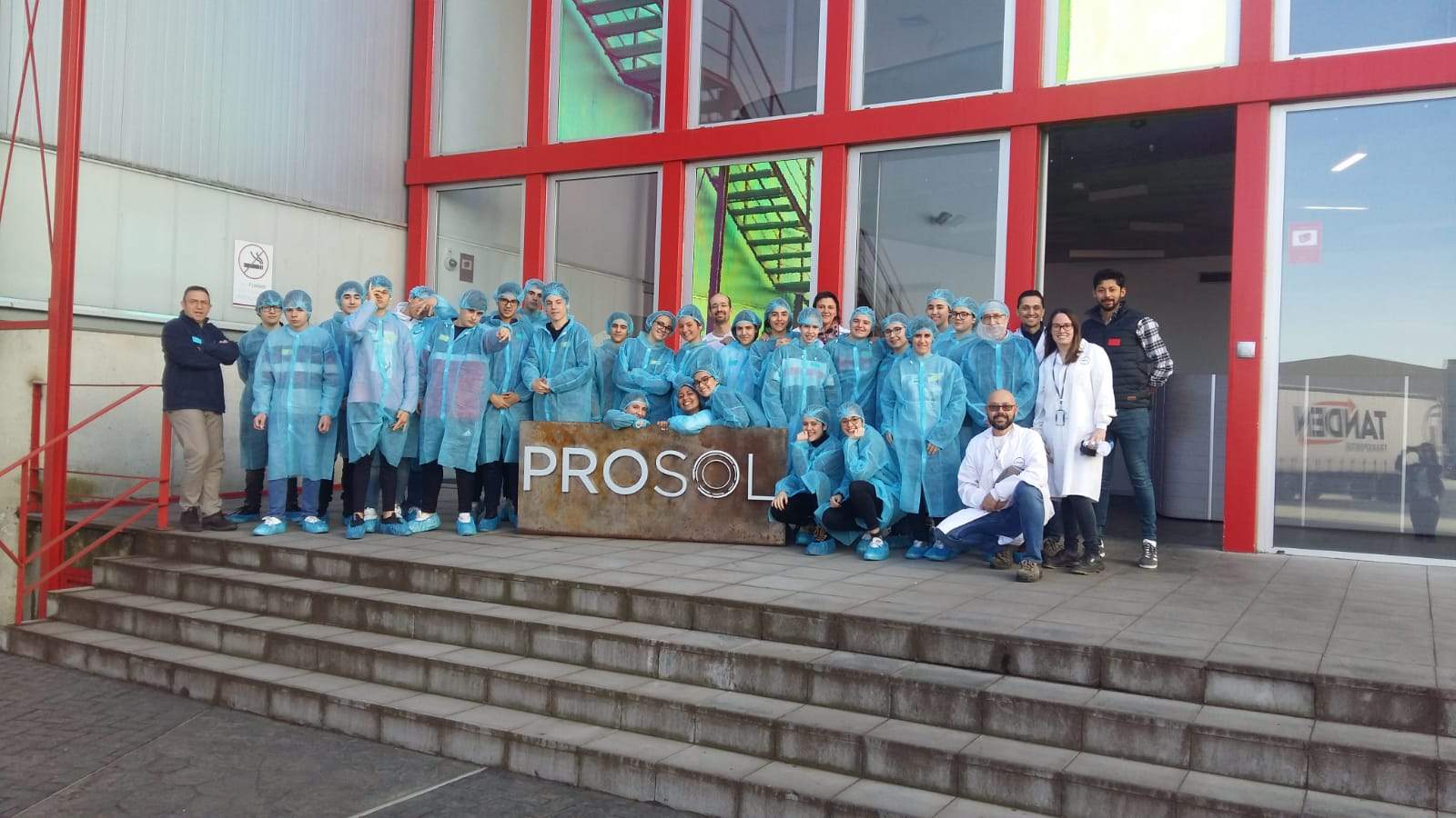 Empresafamiliaraulasprosol.JPG