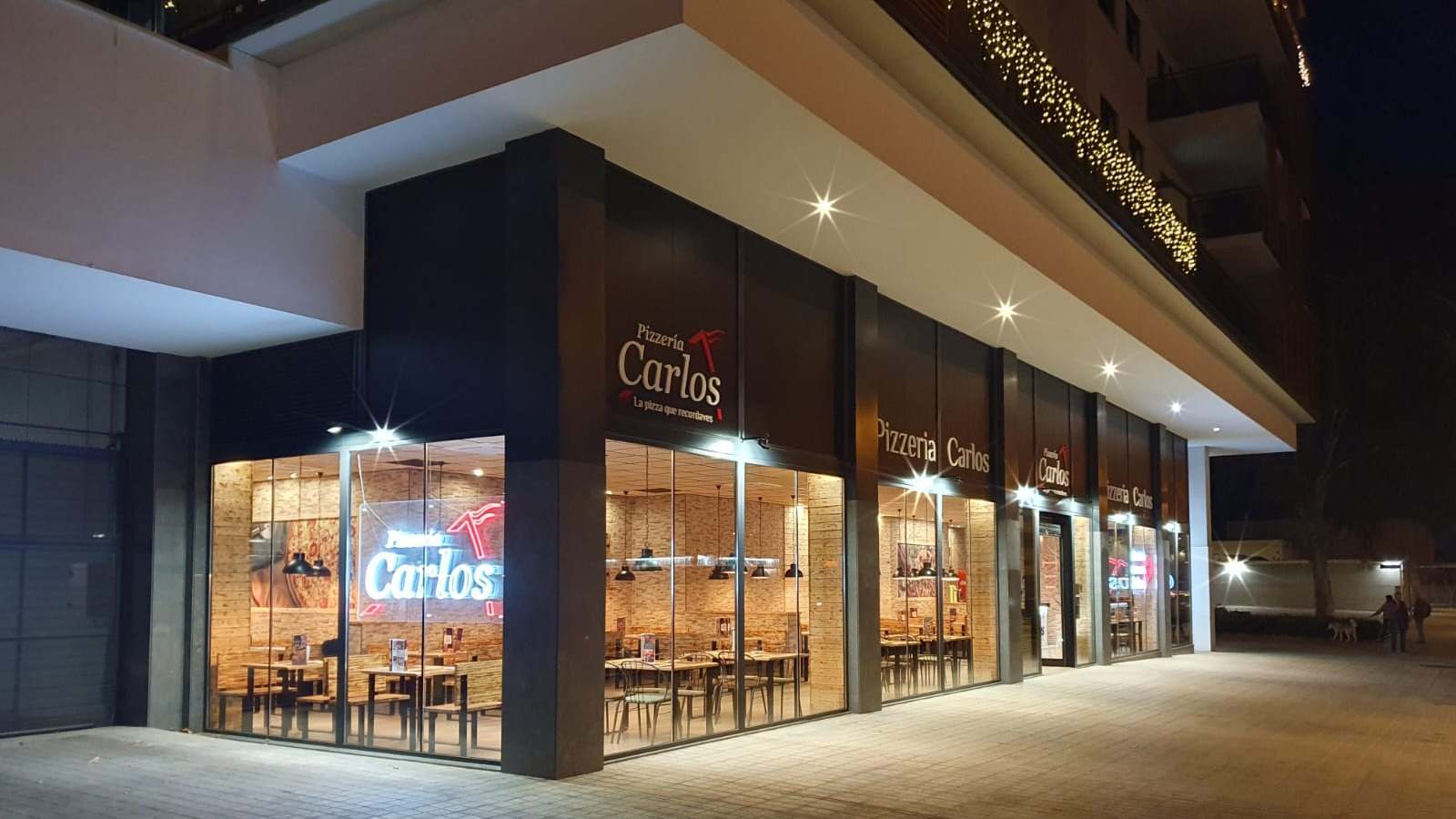 El nuevo local de Pizzerías Carlos en Reus (Tarragona).