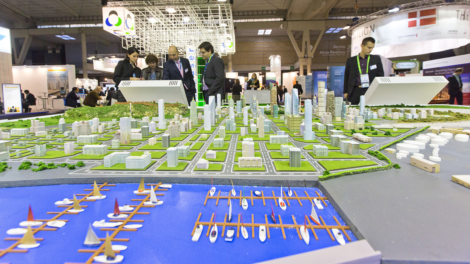 exhibition10_thumb.jpg