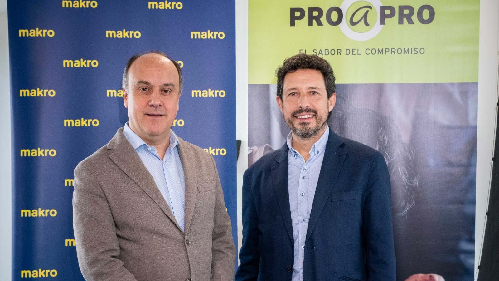 David Martínez Fontano (izda.) y Josep Guasch, consejeros delegados de Makro y Pro a Pro en España, respectivamente.