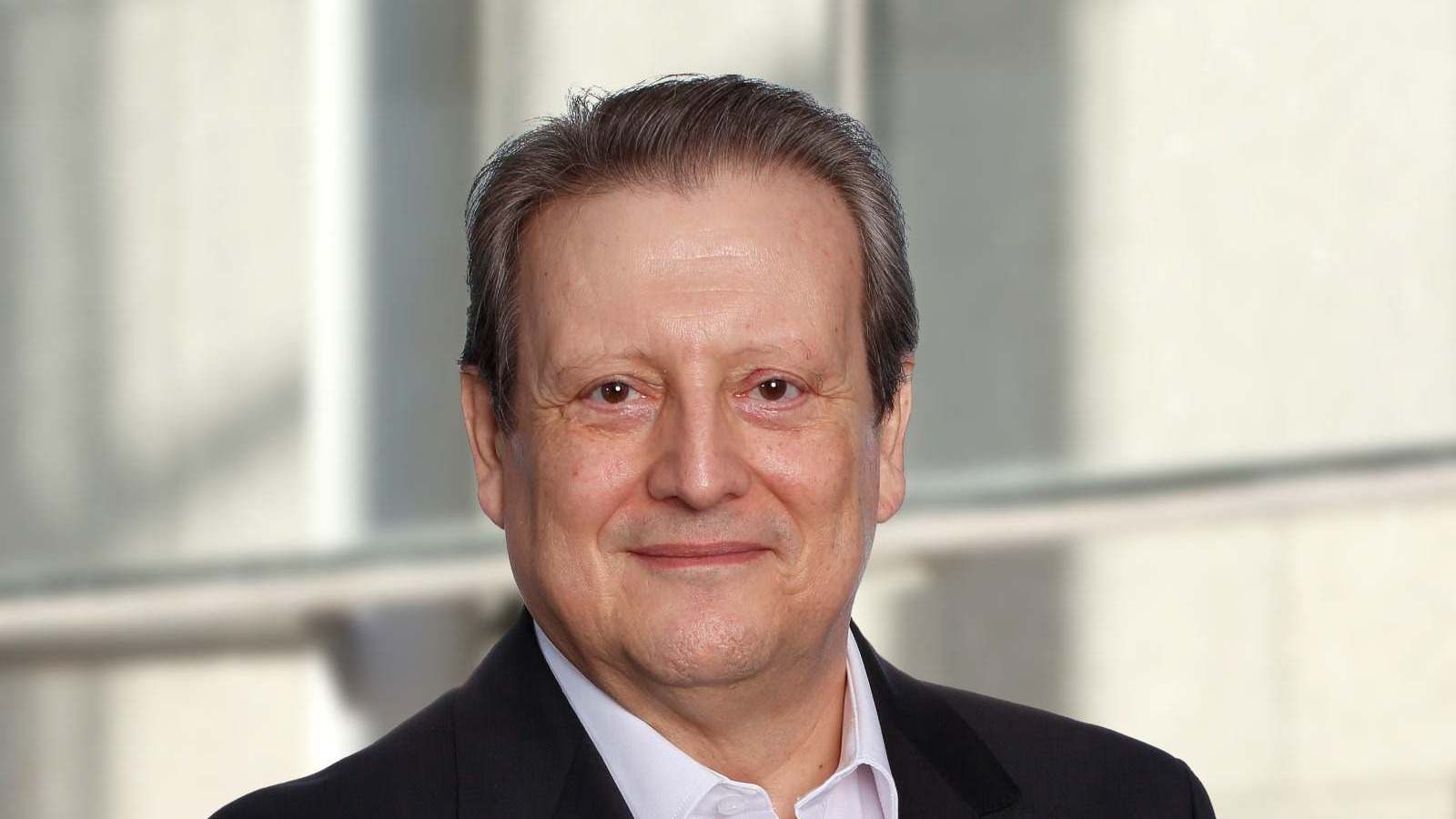 Economista y experto fiscal y mediador Ángel Luis Vázquez Torres